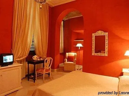 Oda ve Kahvaltı Alloro 4*