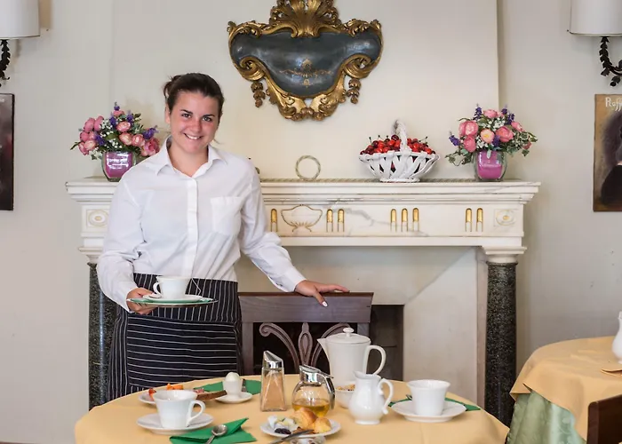 Couette-café Alloro 4*